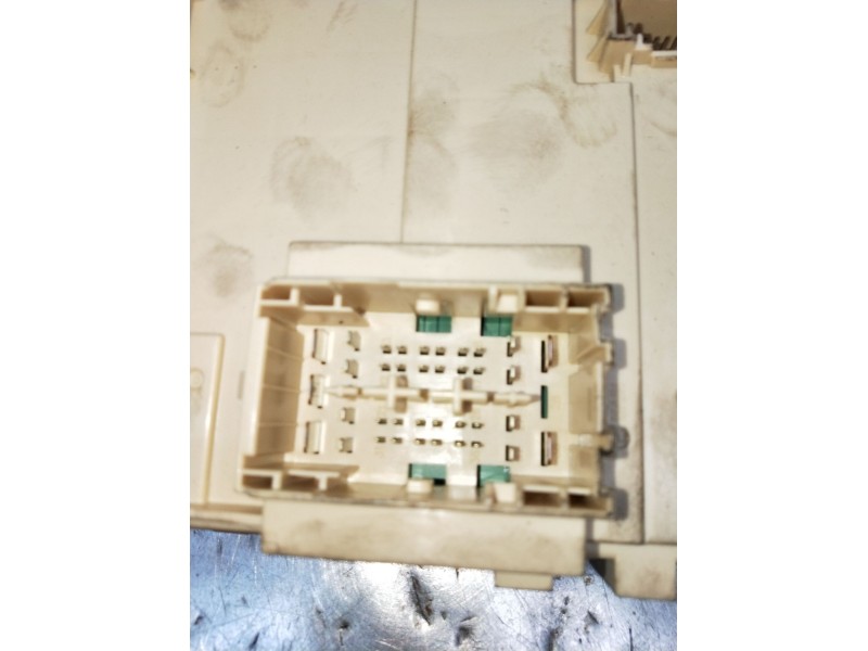 Recambio de caja reles / fusibles para hyundai i30 (pde, pd, pden) 1.0 t-gdi referencia OEM IAM G40301902110715 91950G4030 2016