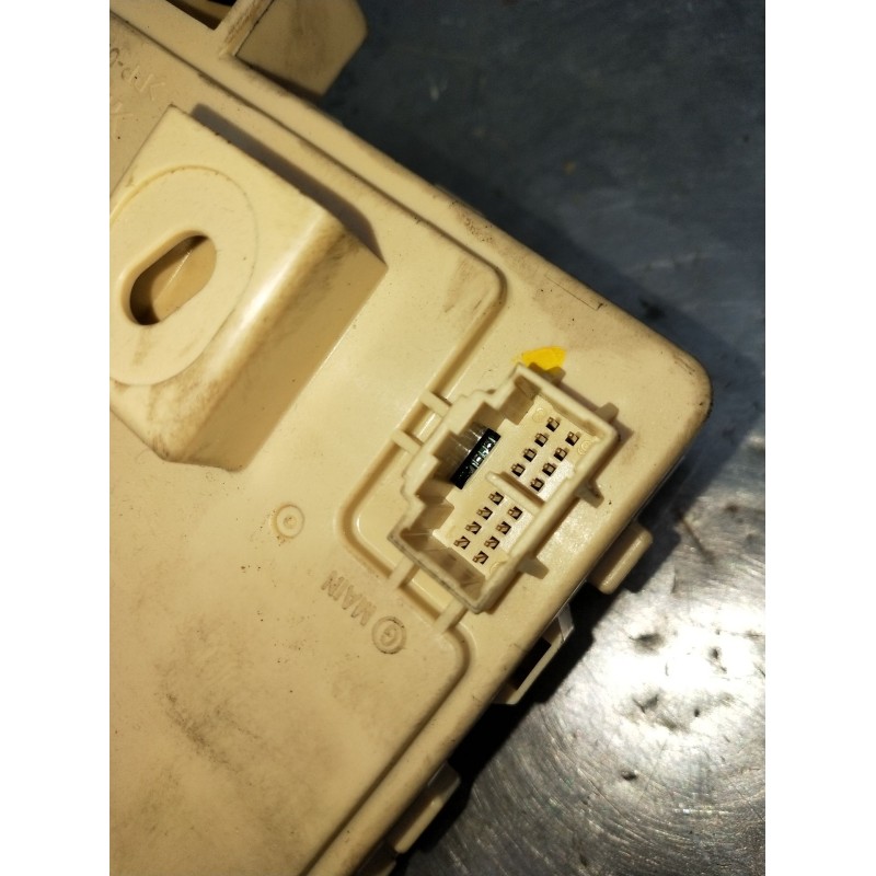Recambio de caja reles / fusibles para hyundai i30 (pde, pd, pden) 1.0 t-gdi referencia OEM IAM G40301902110715 91950G4030 2016