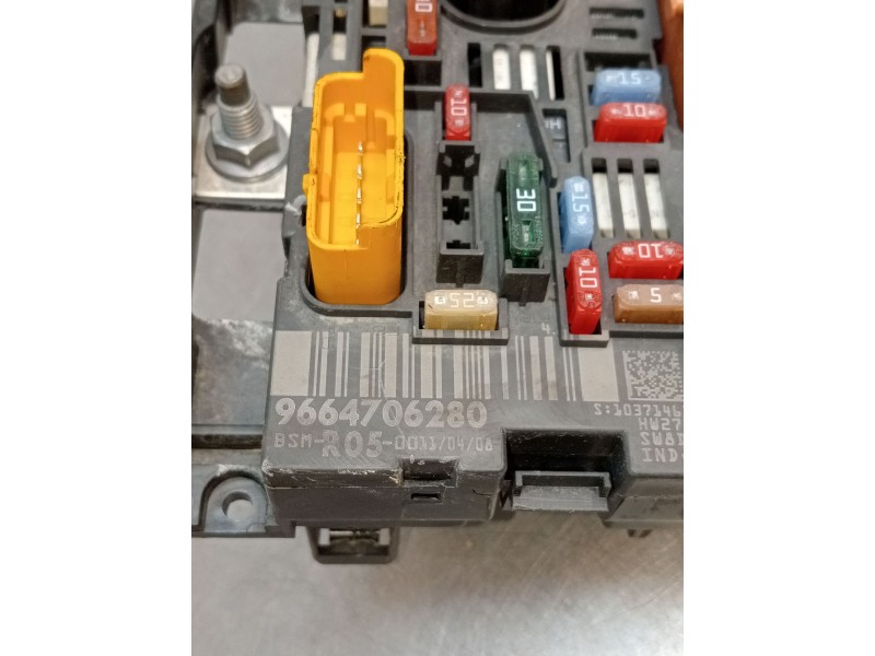 Recambio de caja reles / fusibles para peugeot 308 i (4a_, 4c_) 1.6 16v referencia OEM IAM   