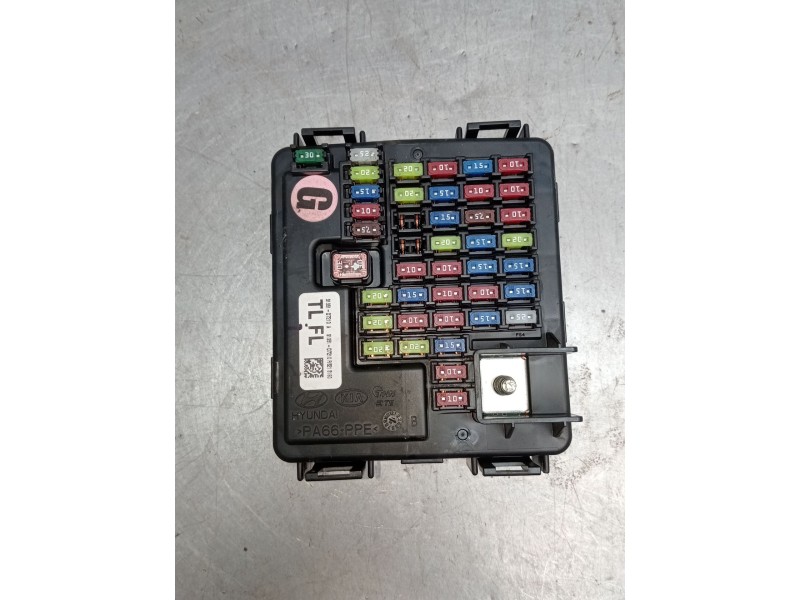 Recambio de caja reles / fusibles para hyundai tucson (tl, tle) 1.6 crdi referencia OEM IAM 91951D7210  2018