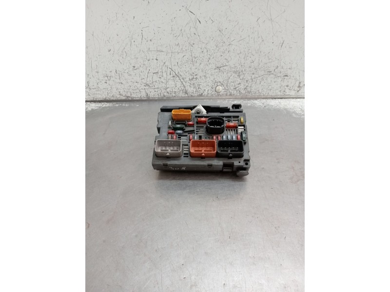 Recambio de caja reles / fusibles para peugeot 308 i (4a_, 4c_) 1.6 16v referencia OEM IAM 9664706280  