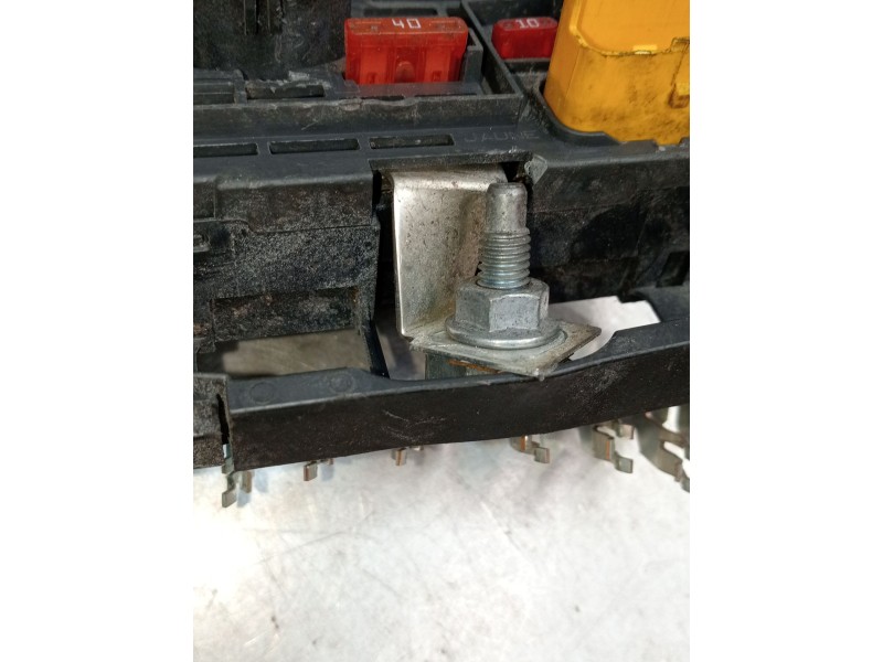 Recambio de caja reles / fusibles para peugeot 308 i (4a_, 4c_) 1.6 16v referencia OEM IAM 9664706280  