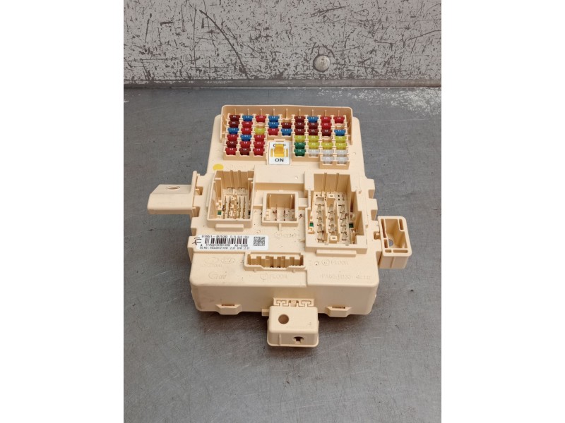 Recambio de caja reles / fusibles para hyundai tucson (tl, tle) 1.6 crdi referencia OEM IAM   