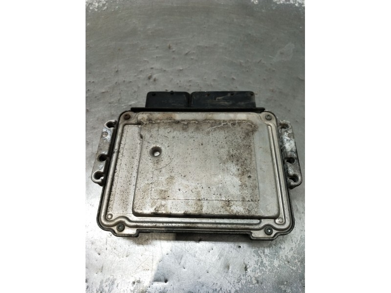 Recambio de centralita motor uce para opel zafira / zafira family b (a05) 1.9 cdti (m75) referencia OEM IAM 0281012549 1039S1163