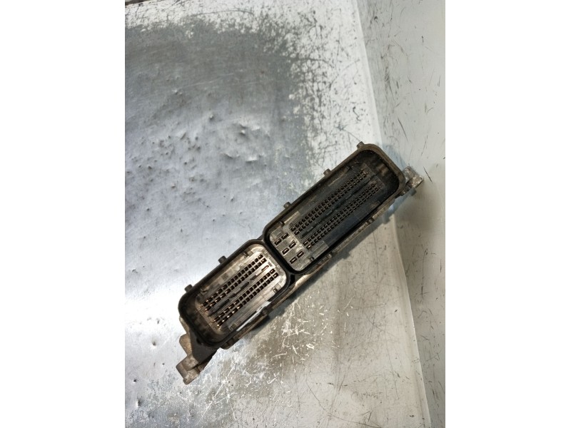 Recambio de centralita motor uce para opel zafira / zafira family b (a05) 1.9 cdti (m75) referencia OEM IAM 0281012549 1039S1163
