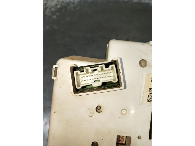 Recambio de cuadro instrumentos para mitsubishi l200 / triton (ka_t, kb_t) 2.5 di-d 4wd (kb4t) referencia OEM IAM 8100A523 A5007