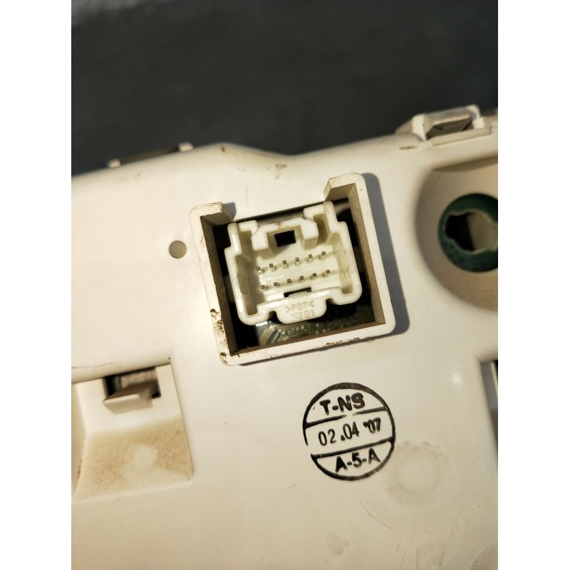 Recambio de cuadro instrumentos para mitsubishi l200 / triton (ka_t, kb_t) 2.5 di-d 4wd (kb4t) referencia OEM IAM 8100A523 A5007