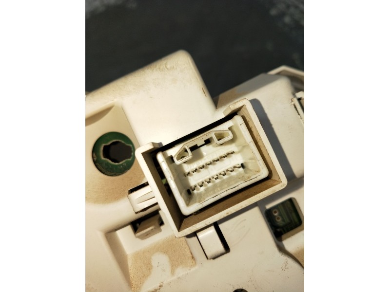 Recambio de cuadro instrumentos para mitsubishi l200 / triton (ka_t, kb_t) 2.5 di-d 4wd (kb4t) referencia OEM IAM 8100A523 A5007