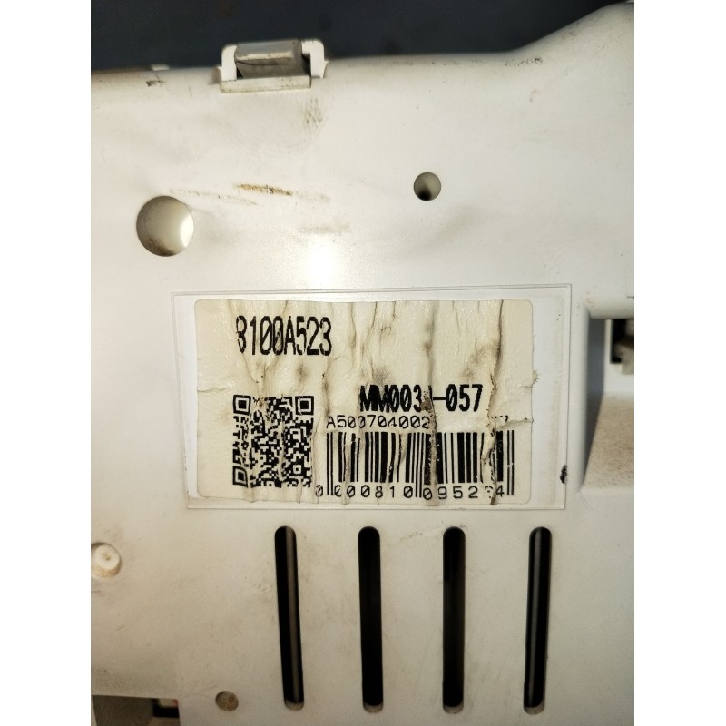 Recambio de cuadro instrumentos para mitsubishi l200 / triton (ka_t, kb_t) 2.5 di-d 4wd (kb4t) referencia OEM IAM 8100A523 A5007