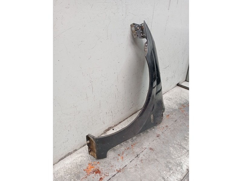 Recambio de aleta delantera izquierda para ford fiesta v (jh_, jd_) 1.6 tdci referencia OEM IAM   