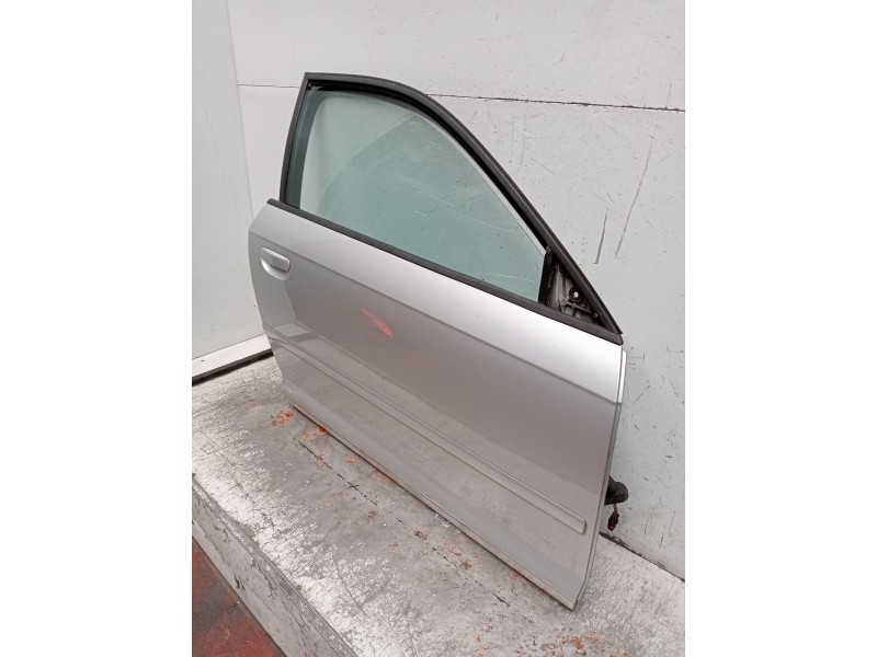Recambio de puerta delantera derecha para audi a3 (8p1) 2.0 tdi 16v referencia OEM IAM   