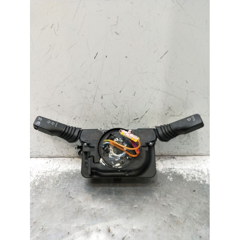 Recambio de mando luces para opel zafira / zafira family b (a05) 1.9 cdti (m75) referencia OEM IAM 13177916 498990969 2005