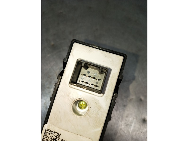 Recambio de mando elevalunas delantero derecho para hyundai i30 (pde, pd, pden) 1.0 t-gdi referencia OEM IAM 93581G3010 5P 2016