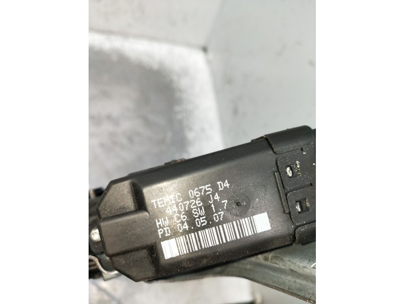 Recambio de elevalunas delantero derecho para renault scénic ii (jm0/1_) 1.5 dci (jm1e, jm16) referencia OEM IAM 440726J4 5P 