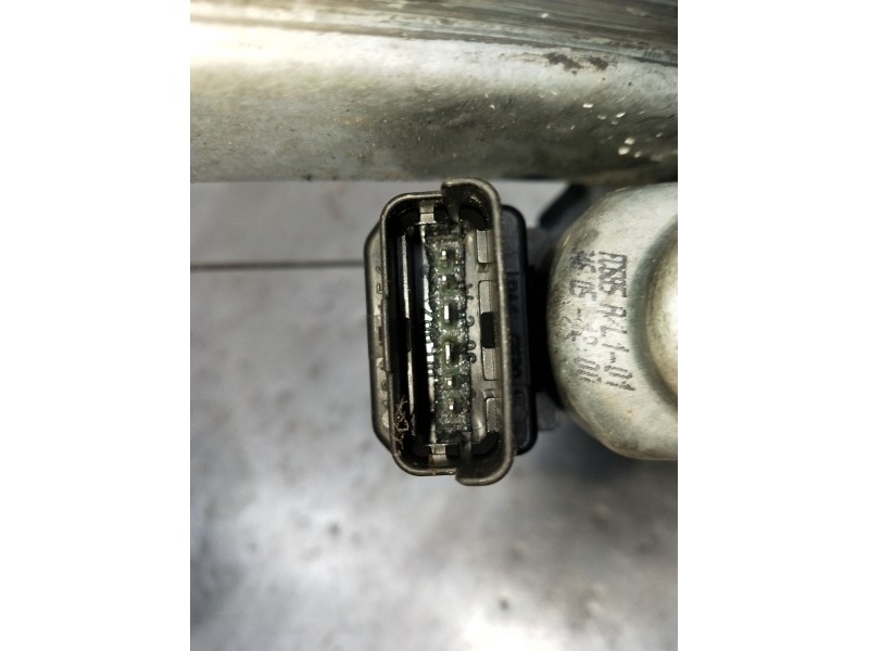 Recambio de elevalunas delantero izquierdo para renault scénic ii (jm0/1_) 1.5 dci (jm1e, jm16) referencia OEM IAM  5P 