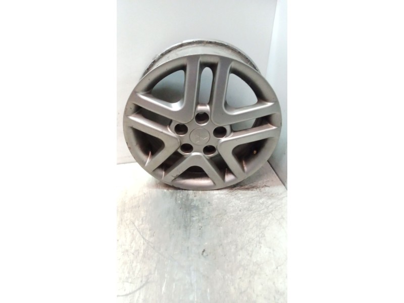 Recambio de juego llantas para mitsubishi montero io i (h6_w, h7_w) 2.0 gdi (h67w, h77w) referencia OEM IAM 166J  