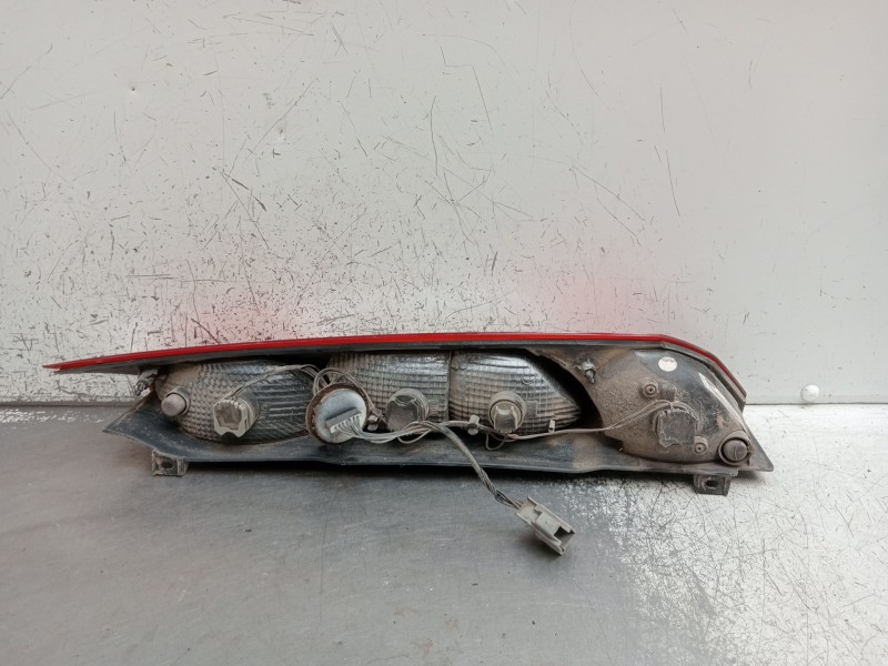 Recambio de piloto trasero izquierdo para ford transit connect v408 furgoneta/monovolumen 1.5 tdci referencia OEM IAM DT1113405A