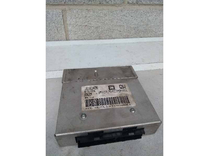 Recambio de centralita motor uce para opel corsa b 1.4 cat (2h6) referencia OEM IAM 16163439 QW AXZM