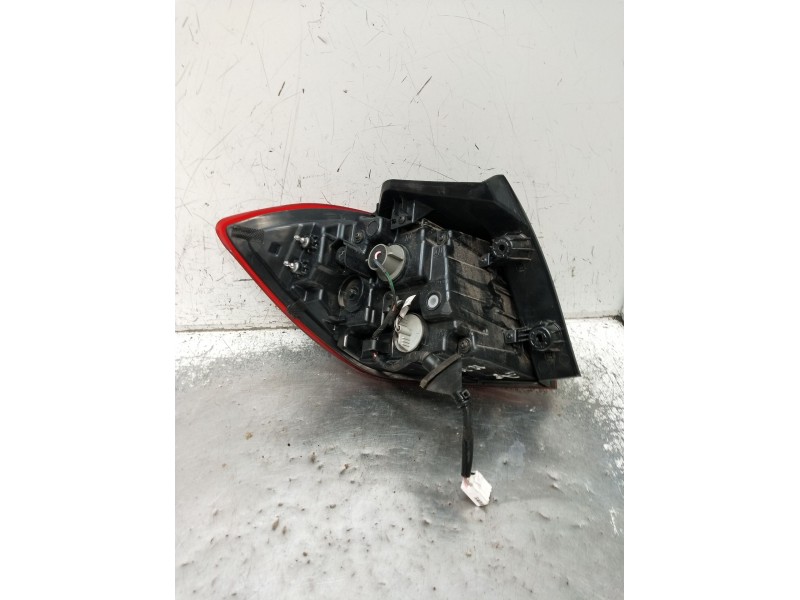 Recambio de piloto trasero derecho para hyundai i30 (pde, pd, pden) 1.0 t-gdi referencia OEM IAM 92402G4000  2016