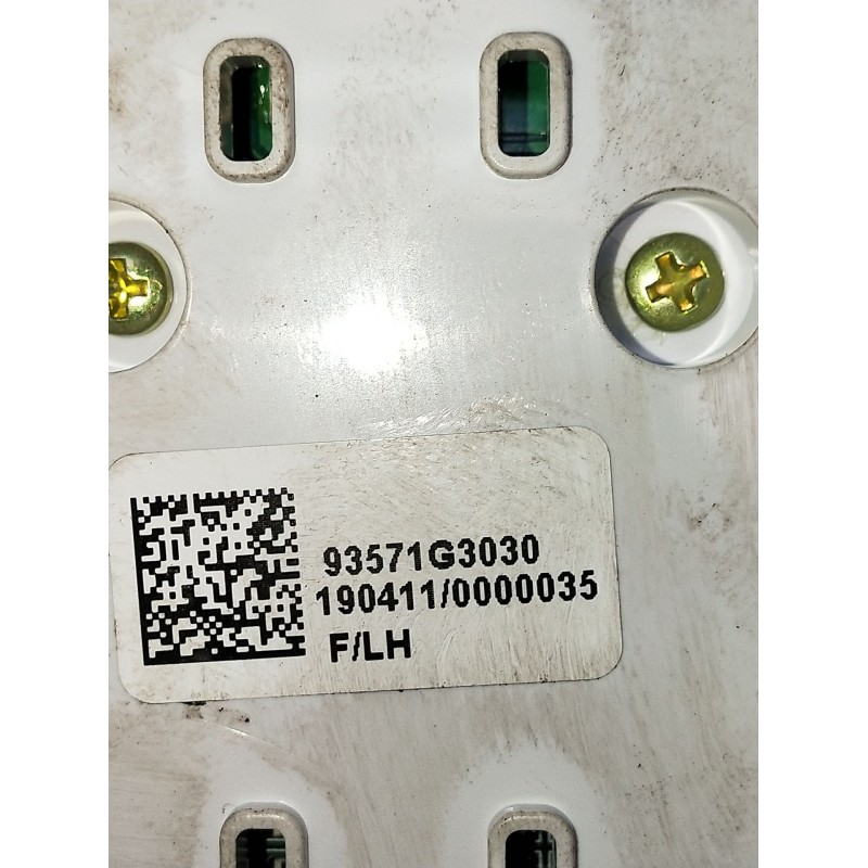 Recambio de mando elevalunas delantero izquierdo para hyundai i30 (pde, pd, pden) 1.0 t-gdi referencia OEM IAM 93571G3030 5P 201