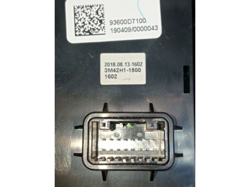 Recambio de mando multifuncion para hyundai tucson (tl, tle) 1.6 crdi referencia OEM IAM 3M42H11500 93600D7100 2018