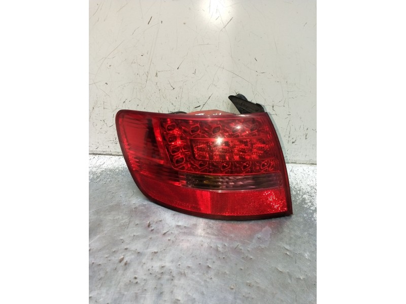 Recambio de piloto trasero izquierdo para audi a6 c6 avant (4f5) 3.0 tdi quattro referencia OEM IAM   2004
