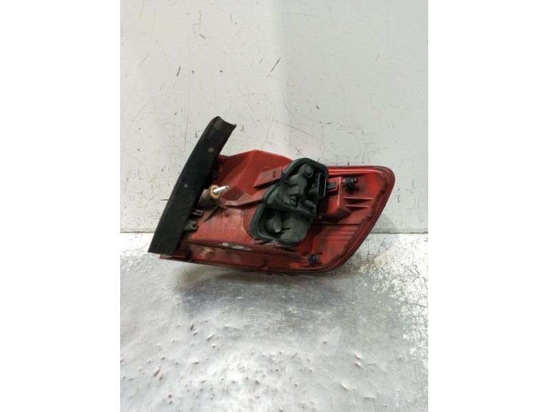 Recambio de piloto trasero izquierdo para audi a6 c6 avant (4f5) 3.0 tdi quattro referencia OEM IAM   2004