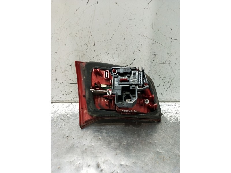 Recambio de piloto trasero derecho interior para audi a6 c6 avant (4f5) 3.0 tdi quattro referencia OEM IAM   2004