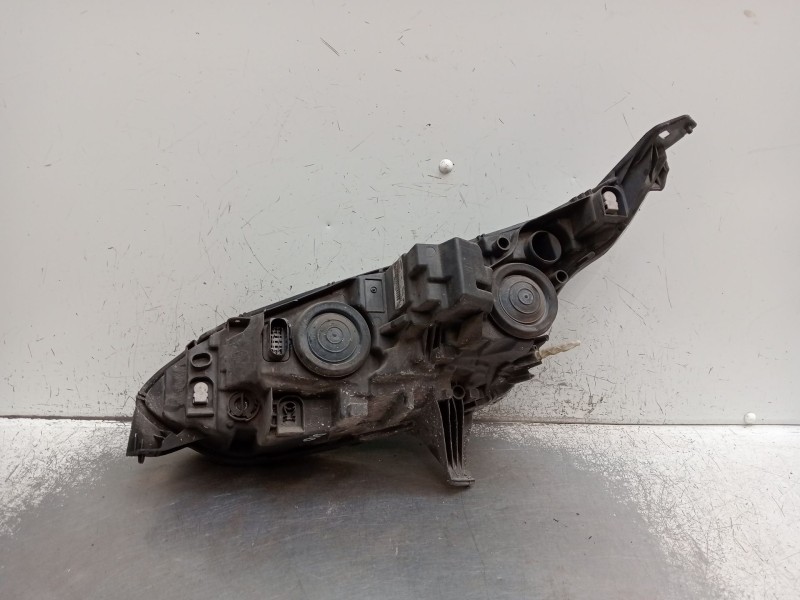 Recambio de faro derecho para ford transit connect v408 furgoneta/monovolumen 1.5 tdci referencia OEM IAM FT1113W029DB 90070363 