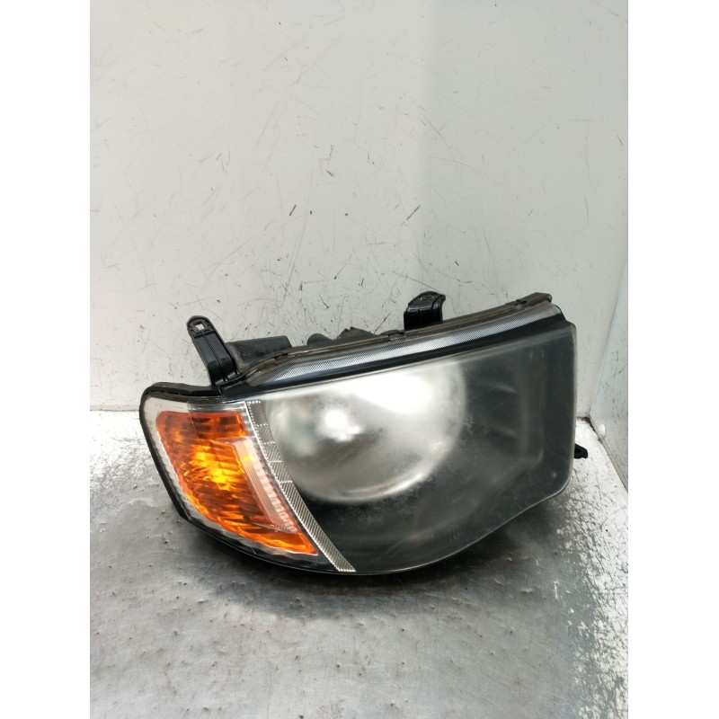 Recambio de faro derecho para mitsubishi l200 / triton (ka_t, kb_t) 2.5 di-d 4wd (kb4t) referencia OEM IAM  FAO PARA PULIR 2005