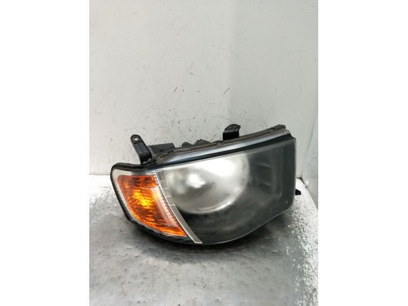 Recambio de faro derecho para mitsubishi l200 / triton (ka_t, kb_t) 2.5 di-d 4wd (kb4t) referencia OEM IAM  FAO PARA PULIR 2005