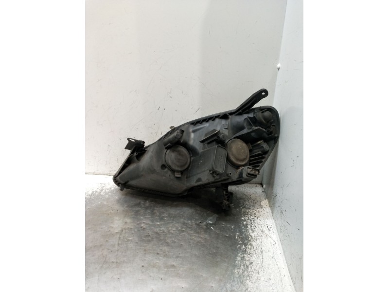 Recambio de faro derecho para opel zafira / zafira family b (a05) 1.9 cdti (m75) referencia OEM IAM   2005