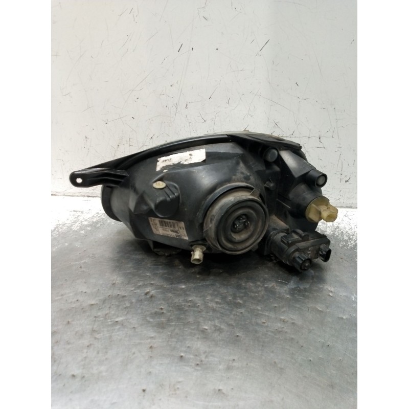Recambio de faro derecho para opel corsa b (s93) 1.4 i (f08, f68, m68) referencia OEM IAM 90444785 67625245 
