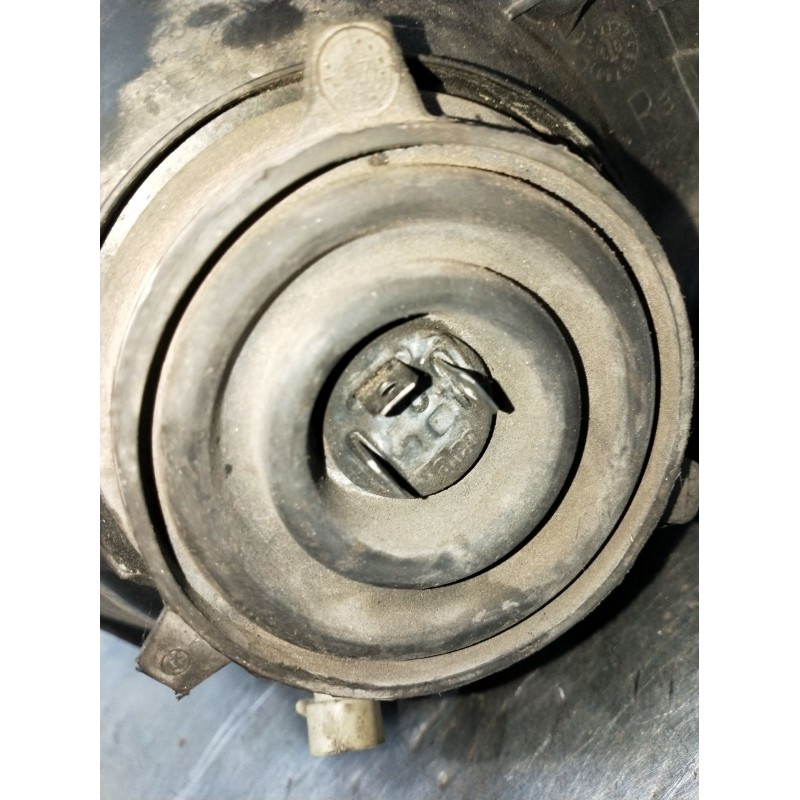 Recambio de faro derecho para opel corsa b (s93) 1.4 i (f08, f68, m68) referencia OEM IAM 90444785 67625245 