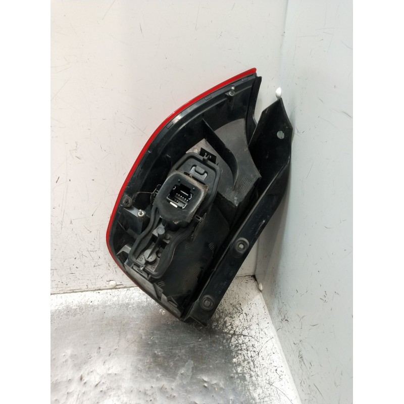Recambio de piloto trasero derecho para renault grand scénic ii (jm0/1_) 1.5 dci (jm1e) referencia OEM IAM   