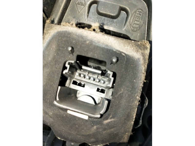 Recambio de piloto trasero derecho para renault grand scénic ii (jm0/1_) 1.5 dci (jm1e) referencia OEM IAM   