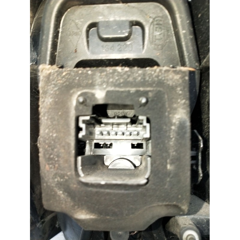 Recambio de piloto trasero izquierdo para renault grand scénic ii (jm0/1_) 1.5 dci (jm1e) referencia OEM IAM   