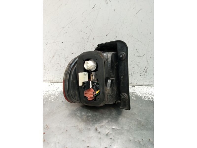 Recambio de piloto trasero derecho para hyundai h-1 furgoneta (a1) 2.5 crdi referencia OEM IAM   2003