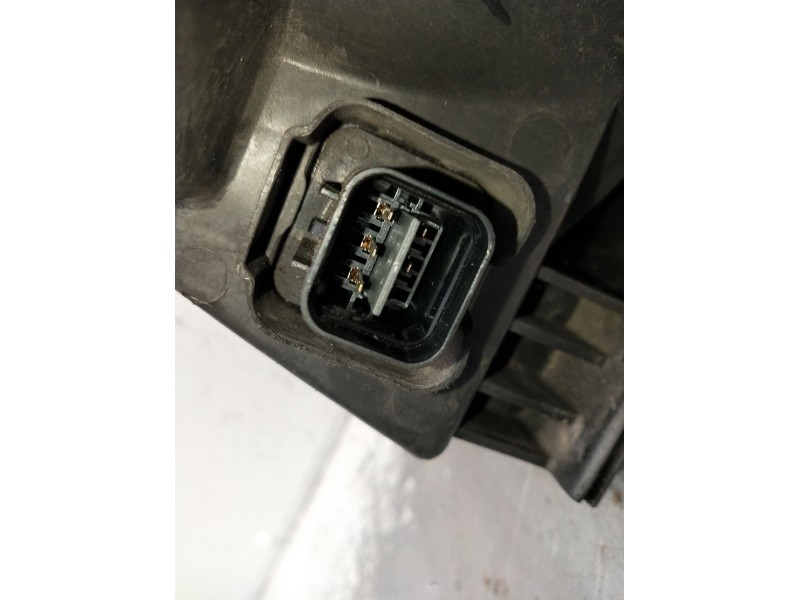 Recambio de faro derecho para hyundai h-1 furgoneta (a1) 2.5 crdi referencia OEM IAM   2003