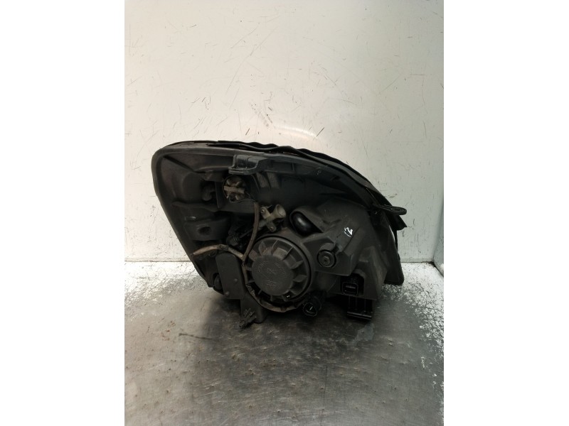 Recambio de faro izquierdo para hyundai h-1 furgoneta (a1) 2.5 crdi referencia OEM IAM   2003