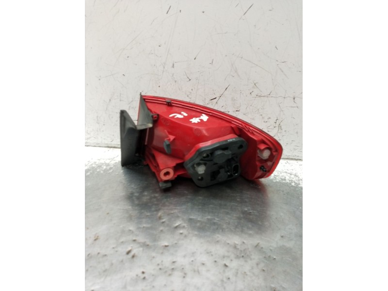 Recambio de piloto trasero izquierdo para audi a4 b8 (8k2) 2.0 tdi referencia OEM IAM   2008