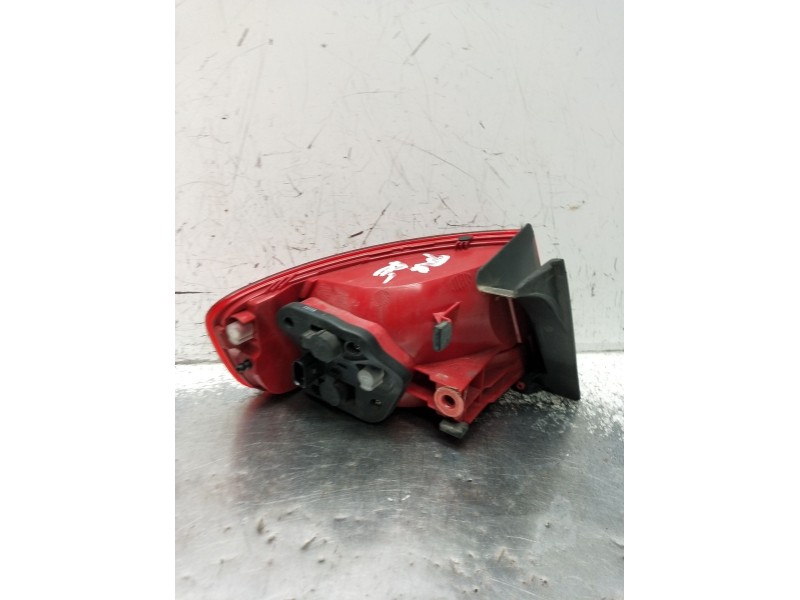 Recambio de piloto trasero derecho para audi a4 b8 (8k2) 2.0 tdi referencia OEM IAM   2008