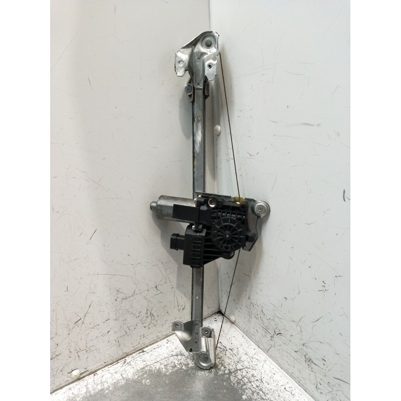 Recambio de elevalunas trasero izquierdo para opel zafira / zafira family b (a05) 1.9 cdti (m75) referencia OEM IAM  5P 2005