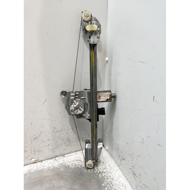 Recambio de elevalunas trasero izquierdo para opel zafira / zafira family b (a05) 1.9 cdti (m75) referencia OEM IAM  5P 2005