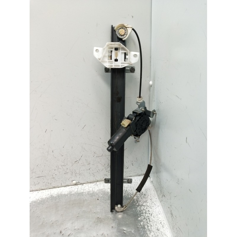 Recambio de elevalunas delantero derecho para hyundai h-1 furgoneta (a1) 2.5 crdi referencia OEM IAM  5P 2003
