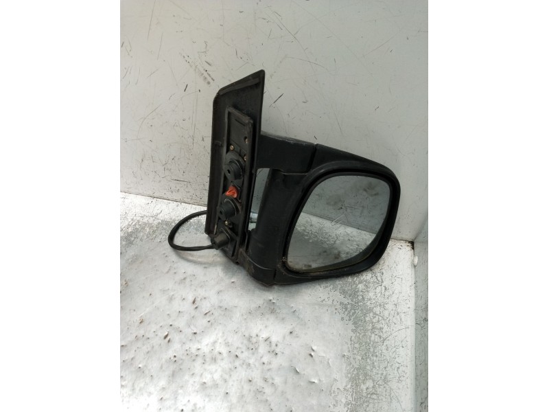 Recambio de retrovisor derecho para hyundai h-1 furgoneta (a1) 2.5 crdi referencia OEM IAM  ELÉCTRICO 2003