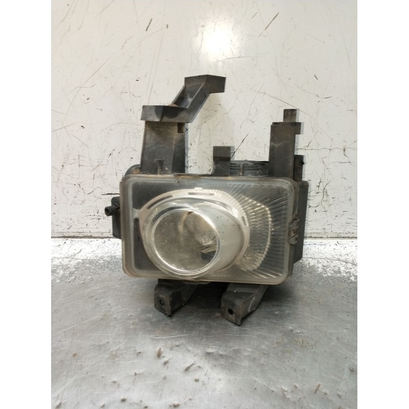 Recambio de faro antiniebla derecho para opel zafira / zafira family b (a05) 1.9 cdti (m75) referencia OEM IAM   2005