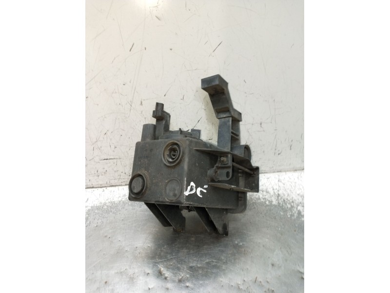 Recambio de faro antiniebla derecho para opel zafira / zafira family b (a05) 1.9 cdti (m75) referencia OEM IAM   2005