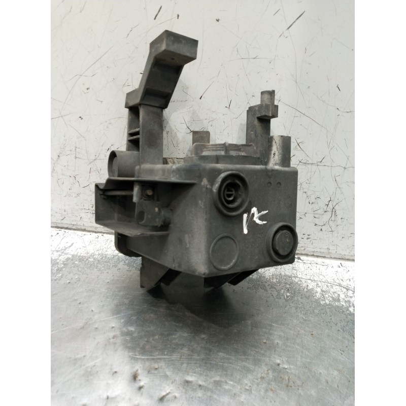 Recambio de faro antiniebla izquierdo para opel zafira / zafira family b (a05) 1.9 cdti (m75) referencia OEM IAM   2005