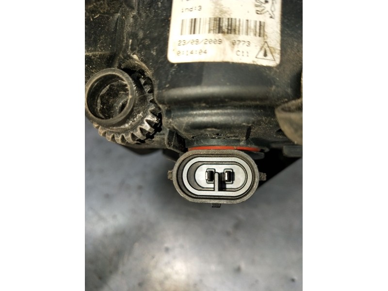 Recambio de faro antiniebla derecho para peugeot 308 i (4a_, 4c_) 1.6 hdi referencia OEM IAM 9680498880 89205441 2007